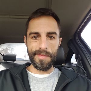 Meet your Posher, Casey